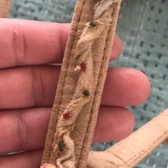 Vintage MARY FRANCIS bag, Gold distressed leather, roses, beads, shells/suede. ! - Picture 10 of 12